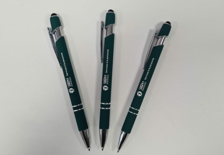 Crayons métalliques vert gravés au laser Goodies pour clients Carpe Diem 85