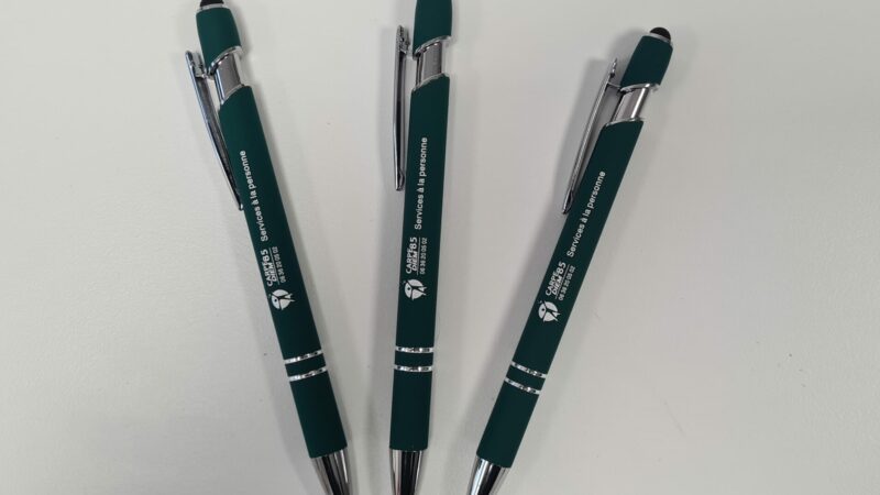 Carpe Diem 85 – 200 stylos métalliques gravés au laser Logo & Stylet tablettes